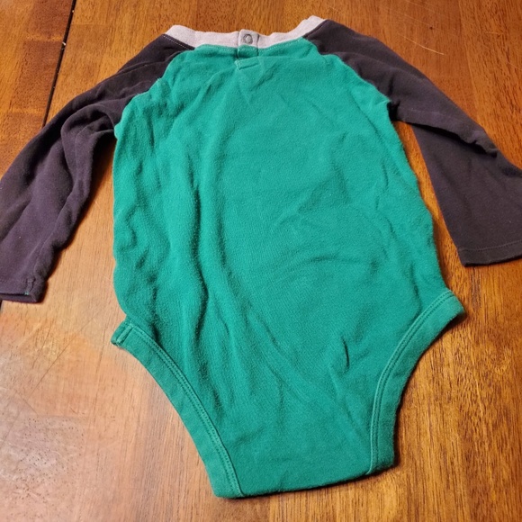 24 Month - Mixed Brand Bodysuits and Pants - 24A - Picture 2 of 8